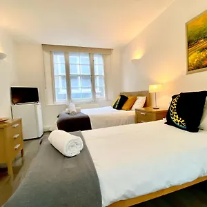 1 Bed Apt- Sleeps 3 & Pet Friendly Apartment
