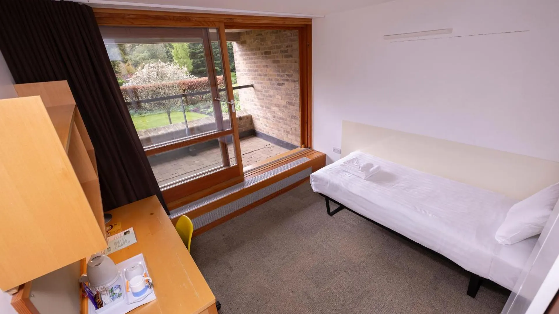 アパート Harvey Court Gonville And Caius College ケンブリッジ イギリス